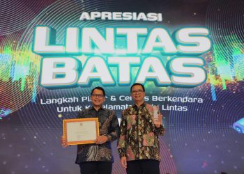 Dukung Gerakan SALUD, Pemkab Bandung Diganjar 2 Penghargaan