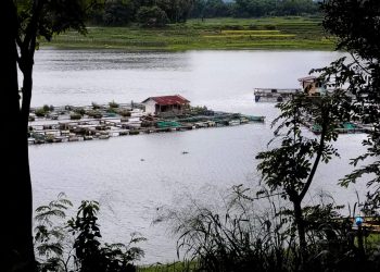 Perahu Tongkang Terbalik, Satu Warga KBB Tenggelam