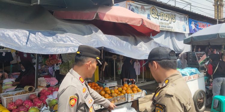 Jelang Puasa, Satpol PP KBB Patroli Cipta Kondisi di Padalarang 