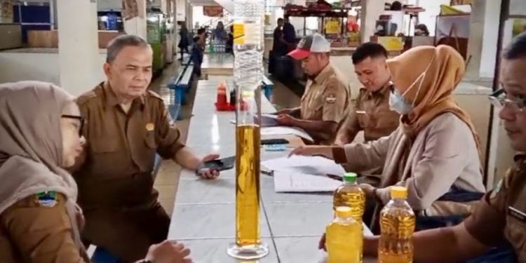 Disperindag KBB Temukan MinyakKita Tak Sesuai Takaran
