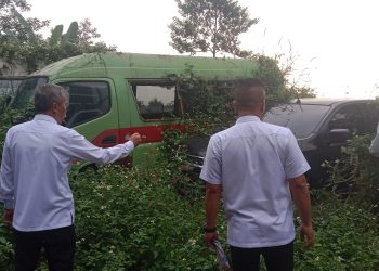 Lahan Parkir dan Mobil Milik Pemda KBB Penuh Rumput Liar, Ini Kata Asep Ismail