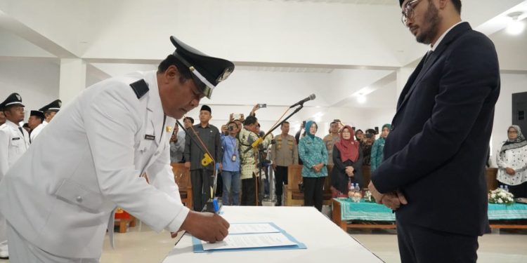 Lantik 7 Kades PAW, Ini Kata Bupati Bandung Barat