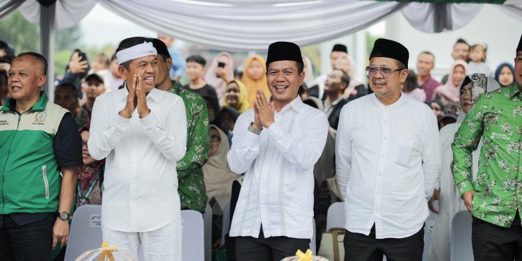 Lepas Pawai Ta’aruf Kafilah MTQH ke-39 Jabar, Ini Pesan KDM Ke Dewan Juri