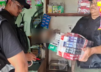 Tim Gabungan Sita 34.686 Batang Rokok Ilegal dari 3 Warung di Ngamprah