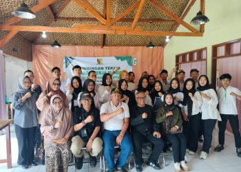 Ciptakan Tenaga Kerja Berkualitas, Pemdes Pasir Huni Cimaung Gelar Bimtek Mandiri