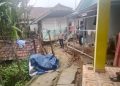 Antisipasi Bencana, Polsek Cipatat Tinjau Pergeseran Tanah di Citatah